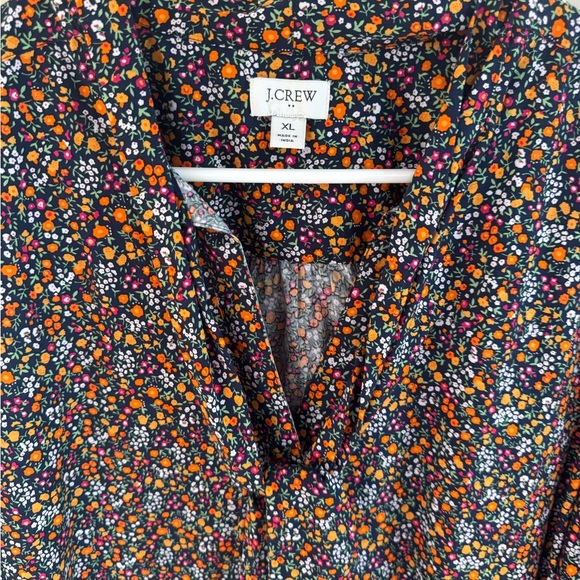 J. Crew Factory Blouse
Tie front
Never worn - Picture 2 of 4